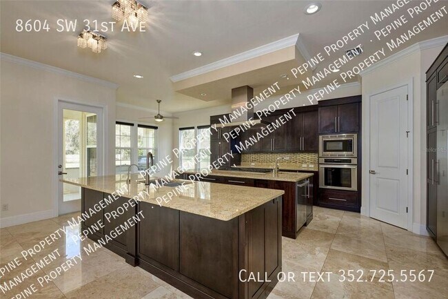 Building Photo - 8604 SW 31st Ave