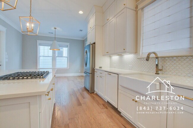 Building Photo - 1636 Juliana St