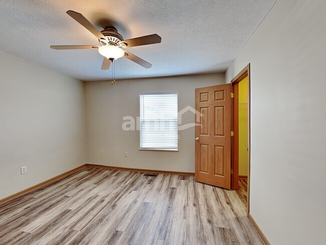 Building Photo - 7194 Winterbek Ave