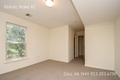 Building Photo - 10203 W 59th Terrace