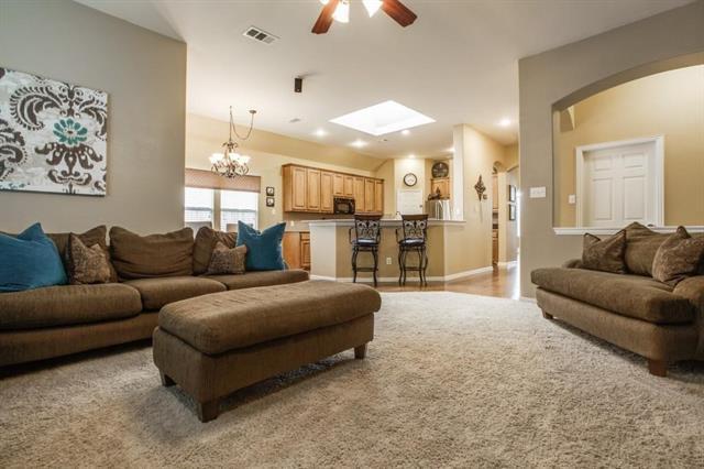 Building Photo - 1218 Polo Heights Dr