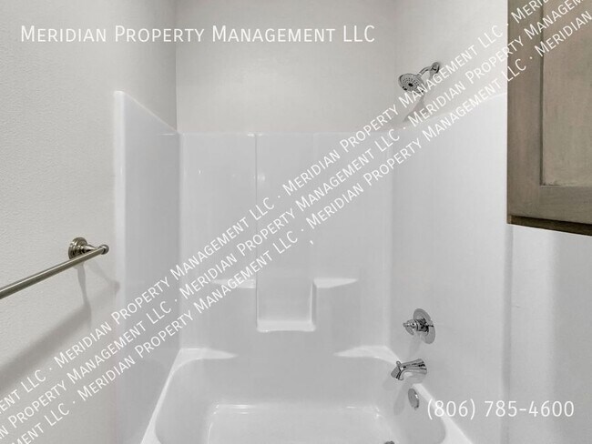 Building Photo - 5825 Urbana Pl
