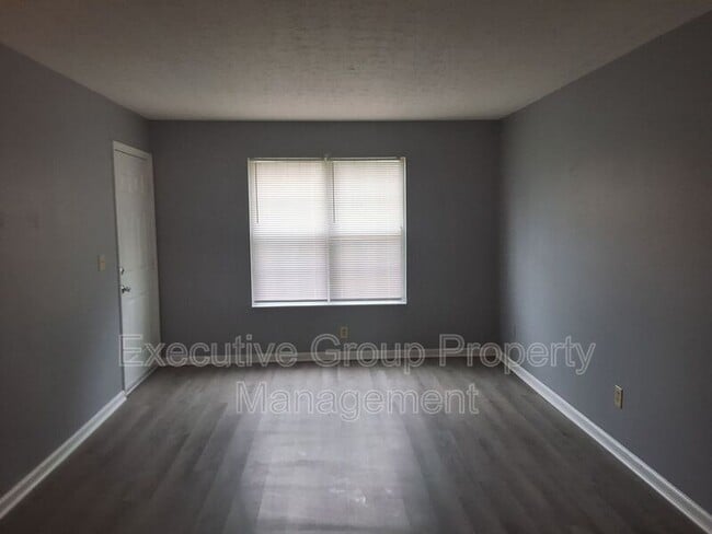 Building Photo - 340 Shelby Ave