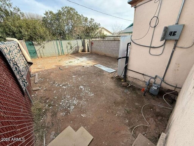 Building Photo - 1305 C Ave