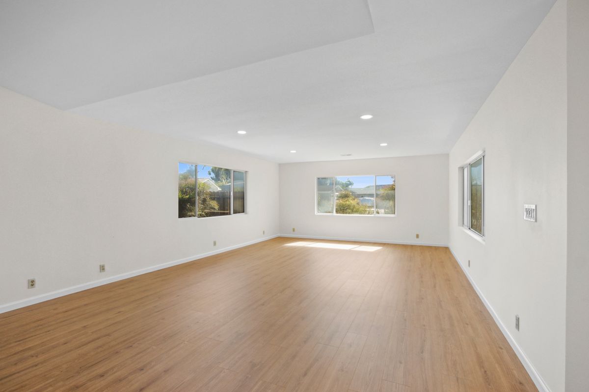 Building Photo - 9451 Harcourt Cir
