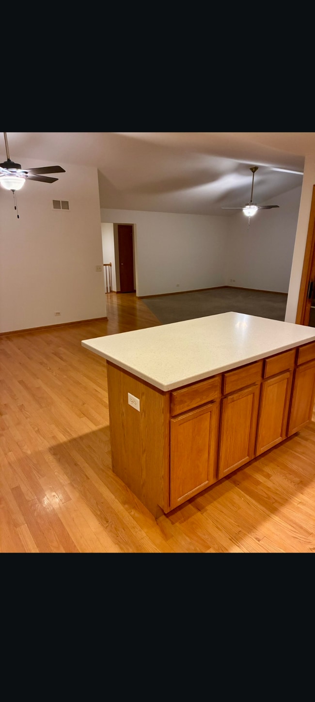 Building Photo - 230 Red Hawk Dr