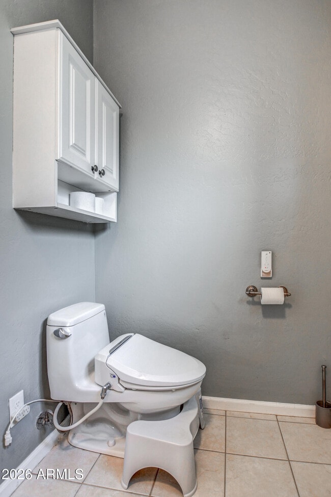 Building Photo - 16518 Lost Arrow Dr