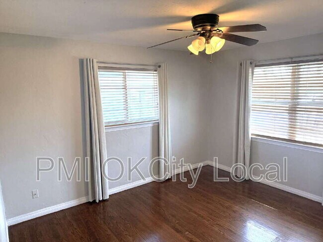 Building Photo - 3025 NW 67th St