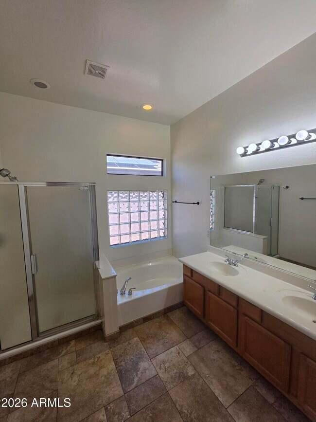 Building Photo - 4307 E Williams Dr