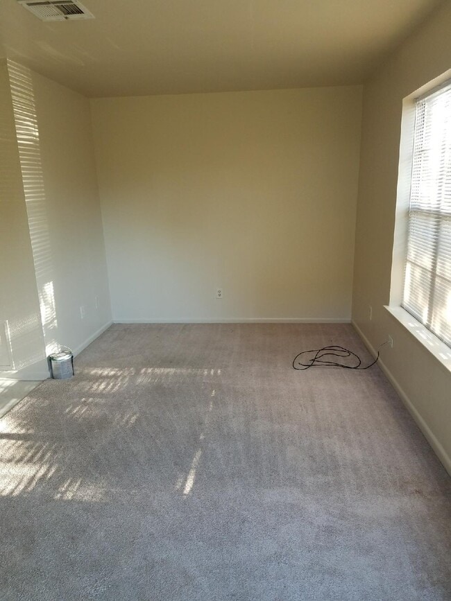 Building Photo - Bryan - 1 bedroom 1 bath 4plex