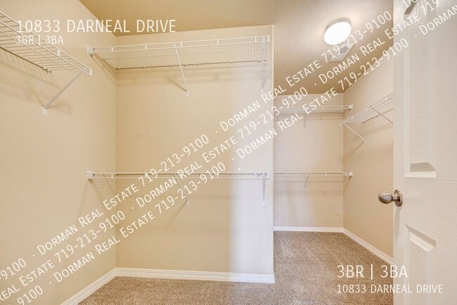 Building Photo - 10833 Darneal Dr