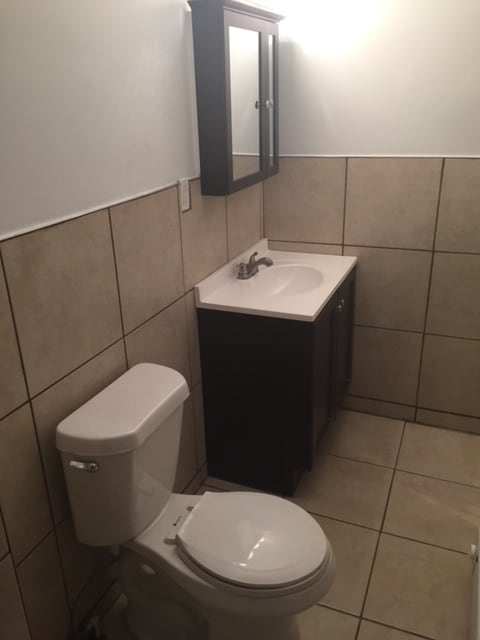 Bathroom - 4316 E Wingohocking St