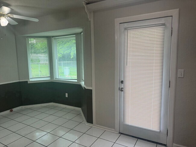 Building Photo - Lovely Crowley Home For Lease