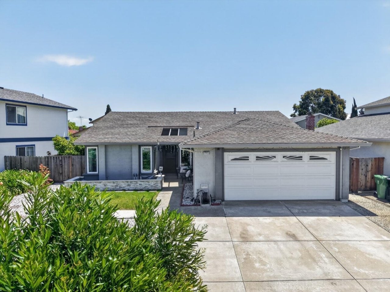 Building Photo - 33665 Bardolph Cir