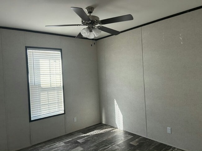 Building Photo - 14259 Isoba Ct