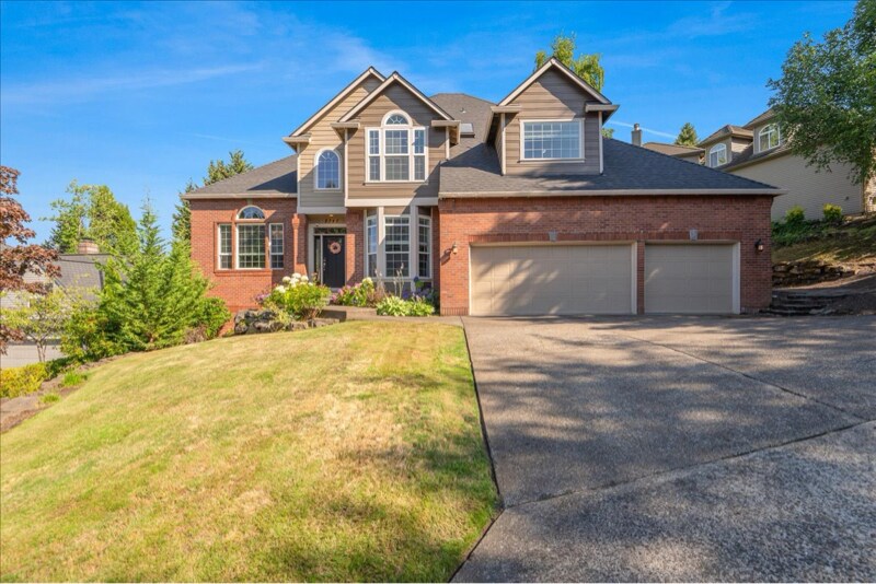 Primary Photo - 2340 Oakhurst Ln