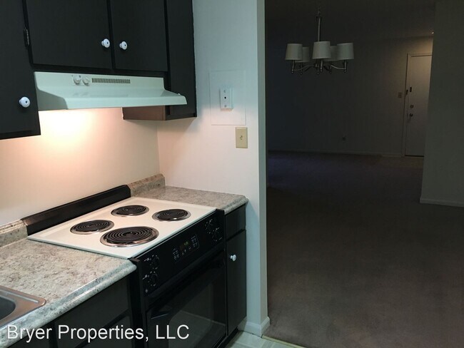 Building Photo - 107 Skyview Dr