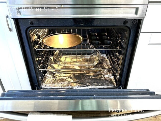 Building Photo - 207 S Dupont St