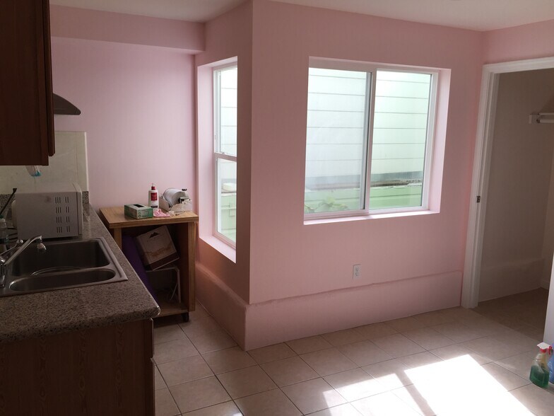 Kitchen area - 2530 46th Avenue