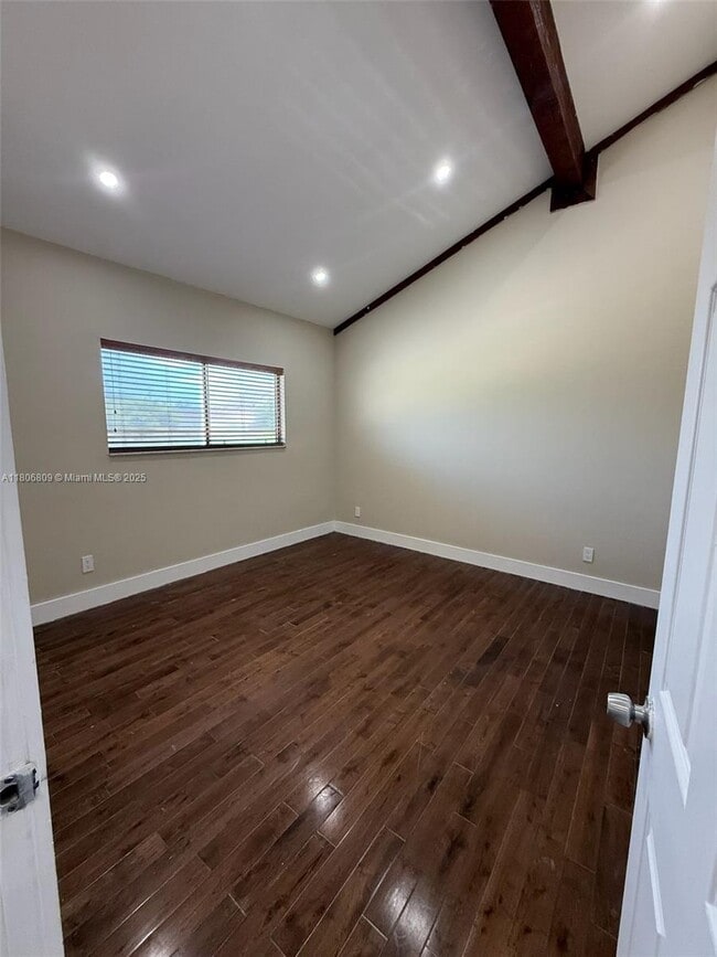 Building Photo - 2701 SW 58th Manor