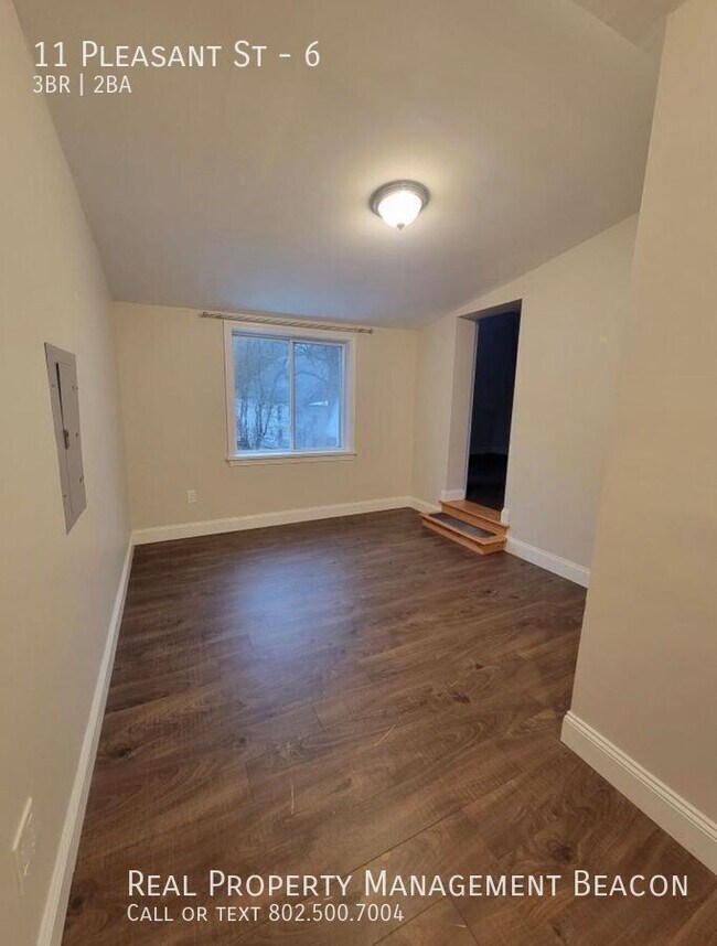 Building Photo - 11 Pleasant St