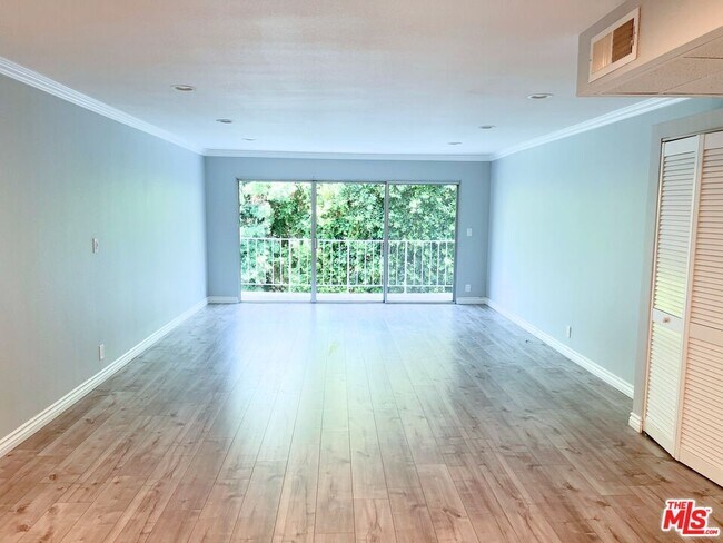Building Photo - 4520 Natick Ave