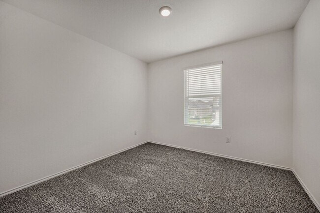 Building Photo - New build home! Be the first to live here!