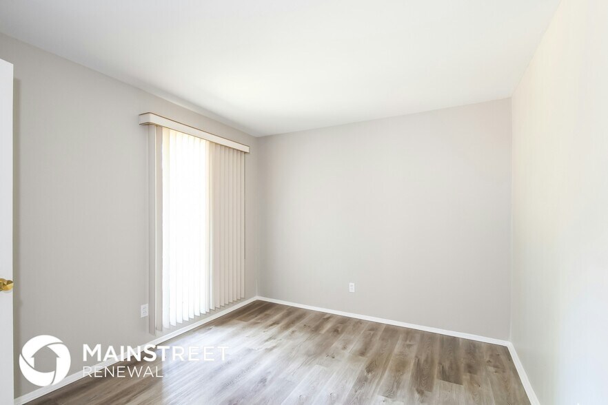 Building Photo - 1665 Pepperwood Dr