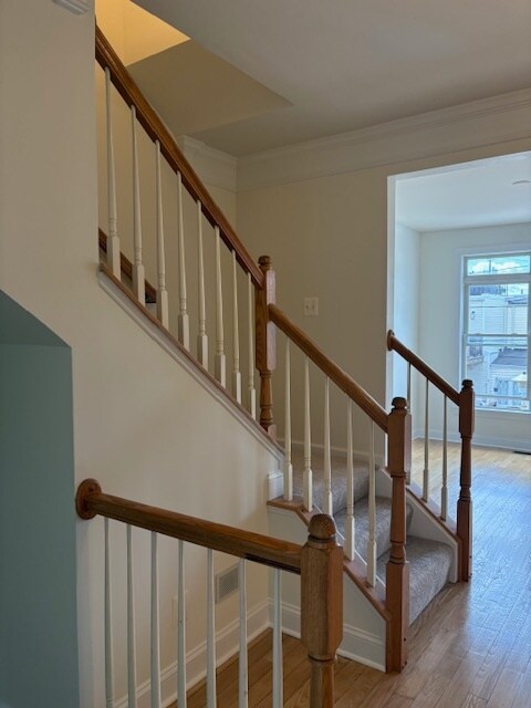 Building Photo - 1408 Steuart St