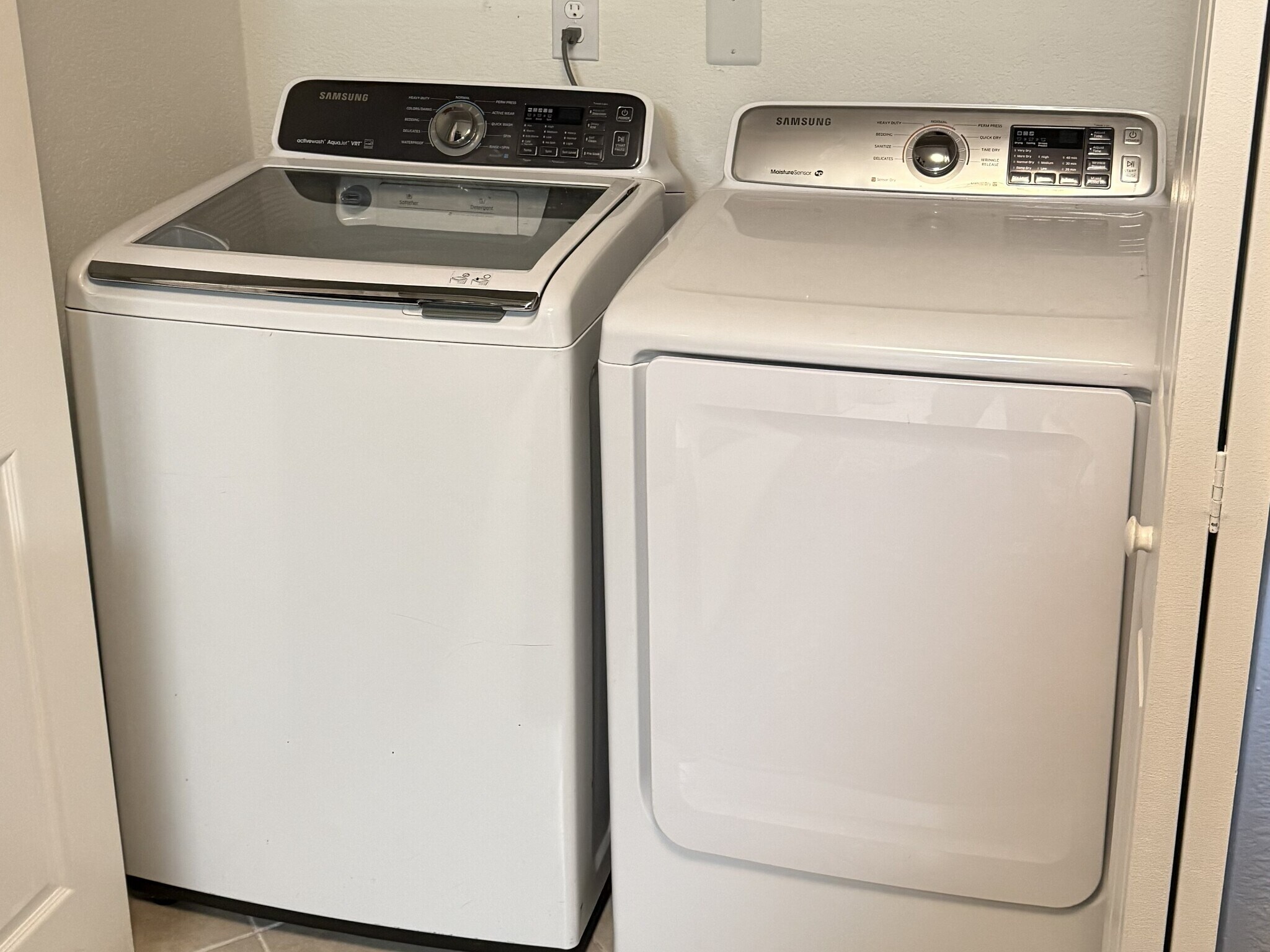 Building Photo - 10263 Gandy Blvd N