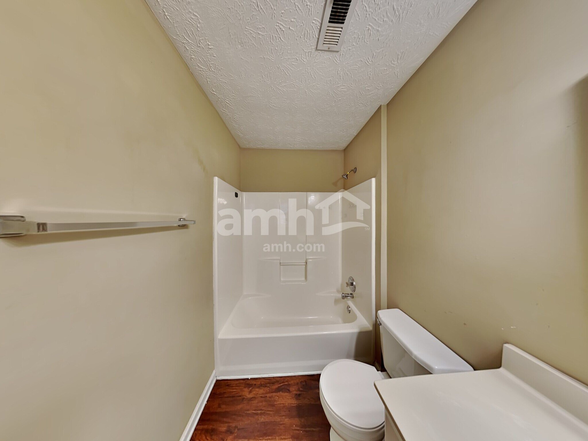 Building Photo - 133 Weatherstone Dr