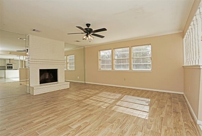 Building Photo - 21611 Cimarron Pkwy