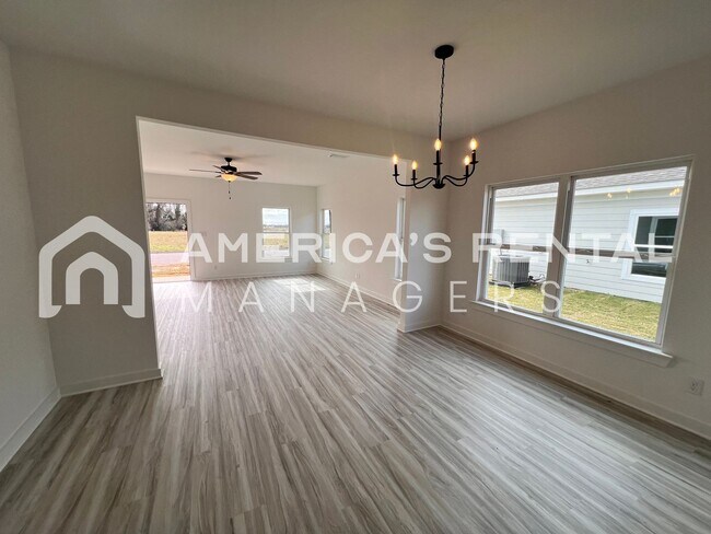 Building Photo - 21521 Tawny Lp