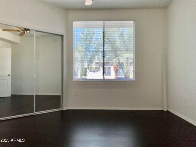 Building Photo - 1701 E Colter St