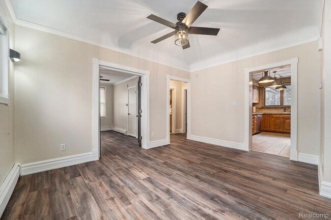 Building Photo - 2716 Van Alstyne St