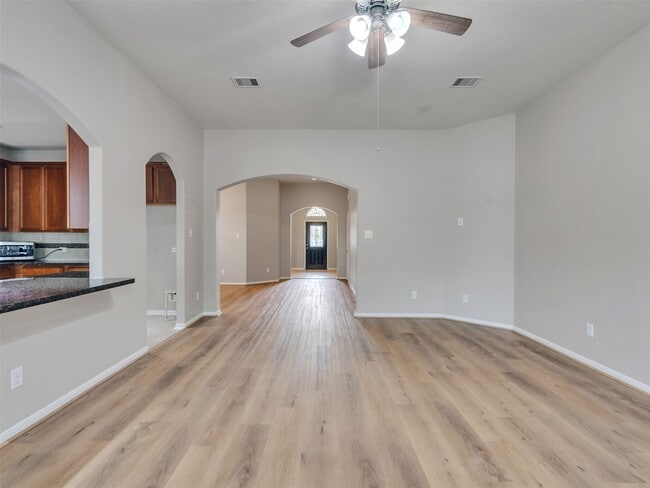 Building Photo - 10223 Sierra Grace Ln