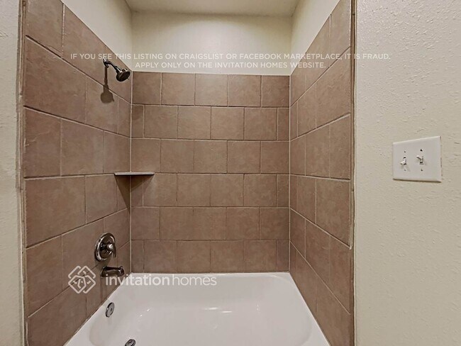 Building Photo - 3322 Orchid Trace Dr