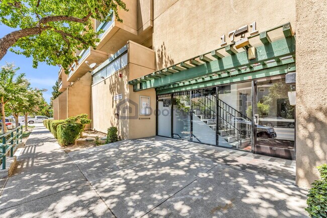 Building Photo - 1771 Broadway St