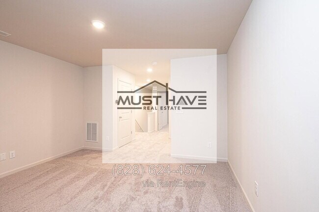 Building Photo - 1942 Tranquility Cir