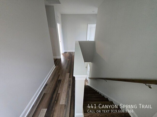 Building Photo - 441 Canyon Spring Trl