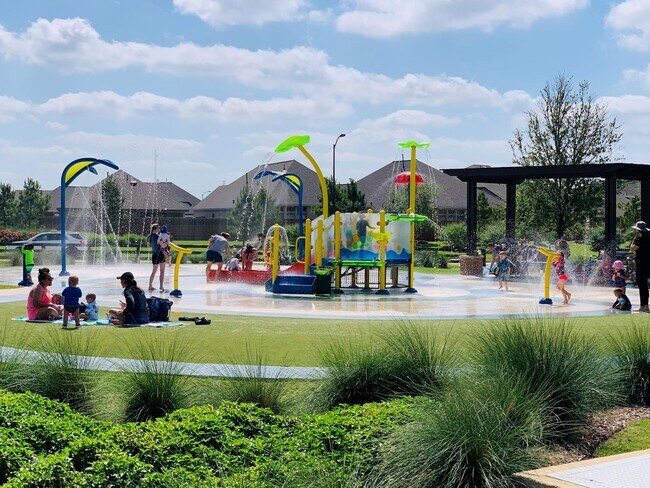 Building Photo - 7019 Winterberry Gln Ln