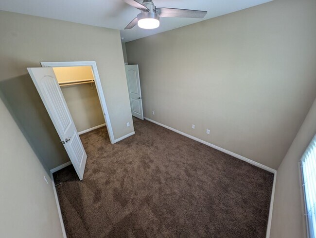 Building Photo - 3719 Gilmore Creek St