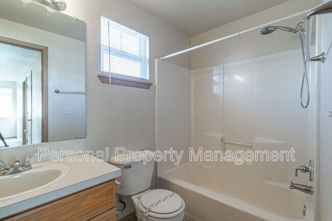 Building Photo - 17314 SE 22nd St