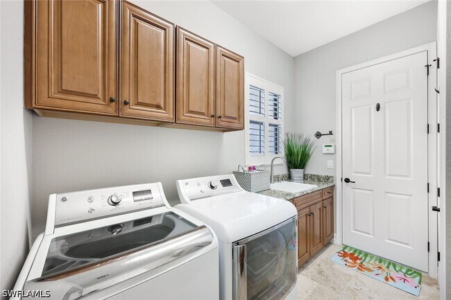 Building Photo - 9856 Corso Bello Dr