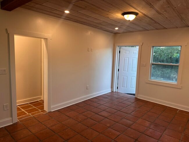 Building Photo - 4707 Garden Ave