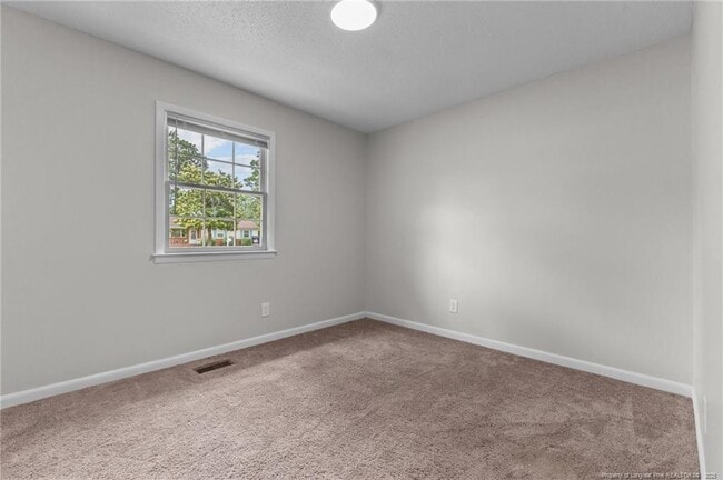 Building Photo - 7606 Sable Dr