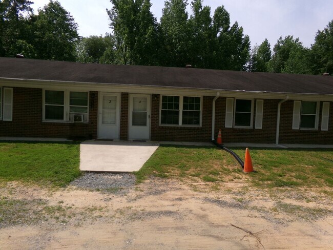 Primary Photo - Southern Roots Apartments