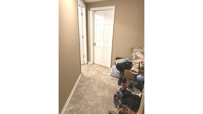 Building Photo - 322 Inverrary Ln