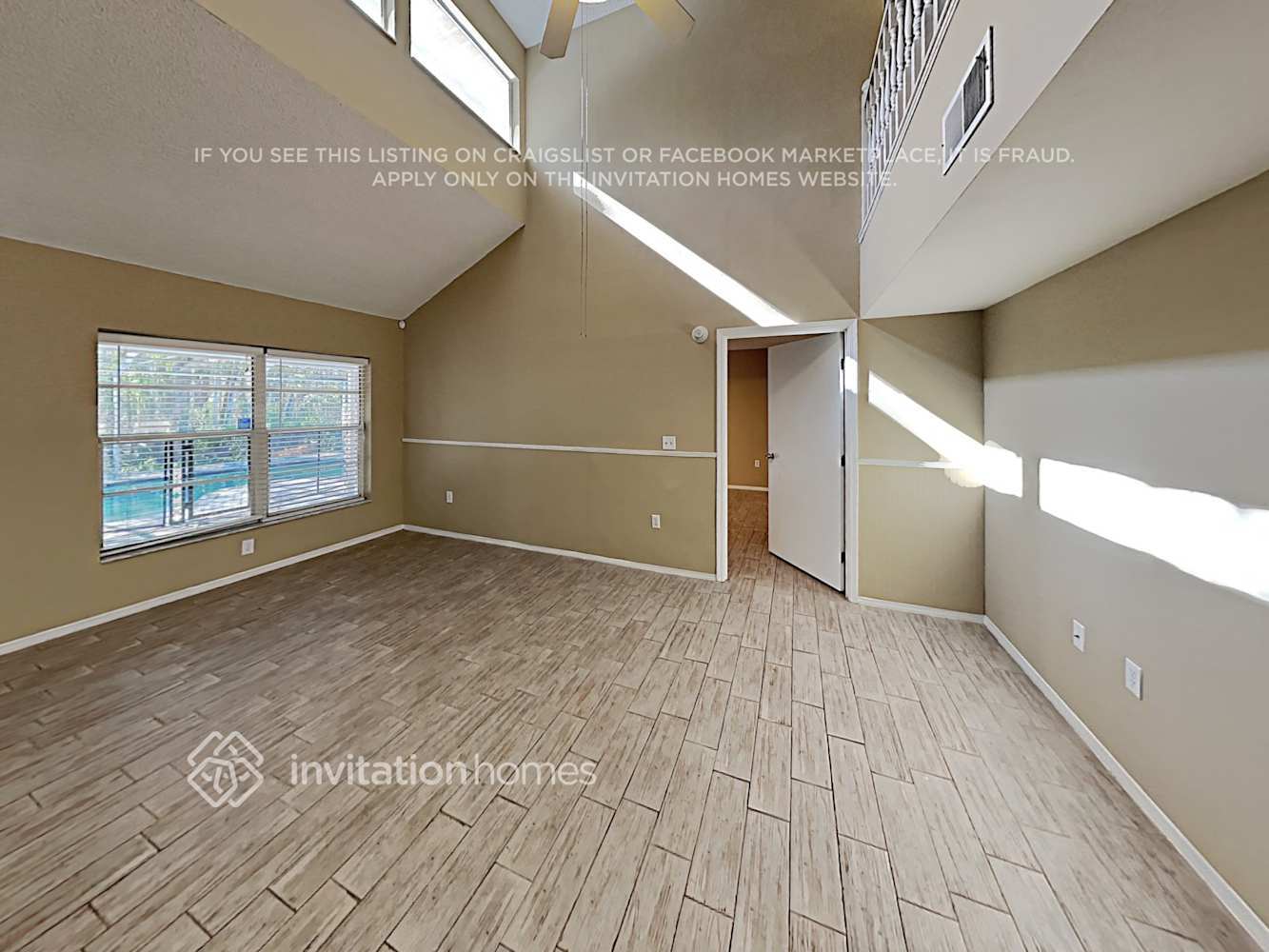 Building Photo - 3242 Centerwood Dr