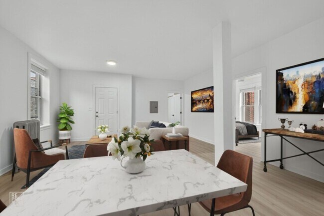 Building Photo - 6975 N Bell Ave